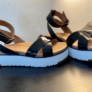 tipton sandal
